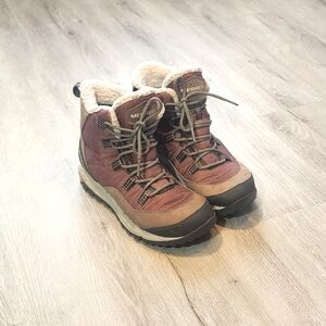 Merrell Women's Antora Waterproof Sneaker Hiking Snow Boots Size 6